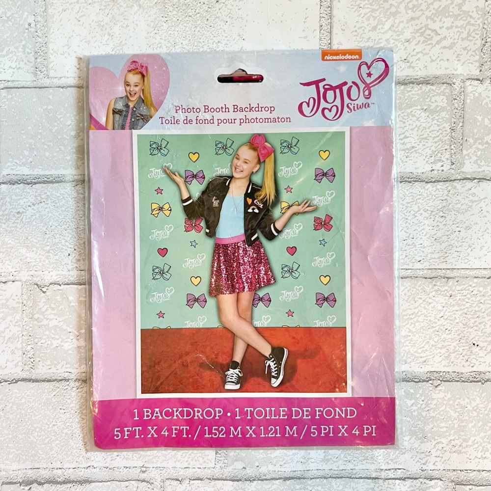 Jojo Siwa photo booth backdrop